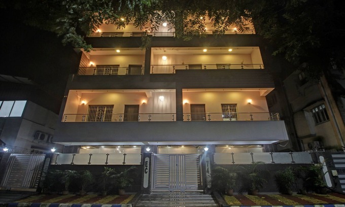 Sector 1 Hotel | Treebo Sreema Saltlake Near City Centre Mall