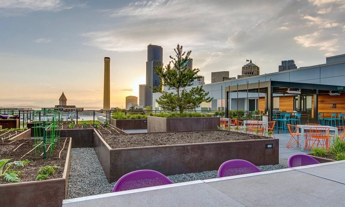 Yesler Terrace Apartment | Trendy First Hill 1BR w/Gym & Rooftop, nr Green Spaces, by Blueground