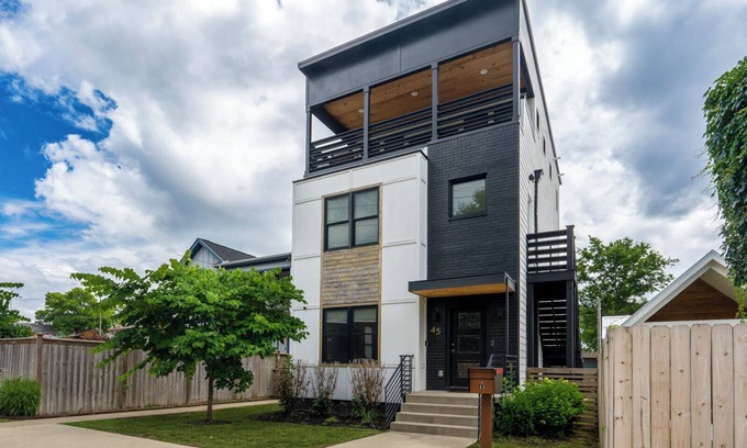 Chestnut Hill House | Trendy WeHo Home | Near DT Nashville!