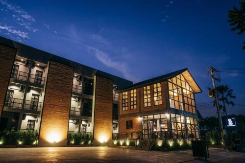 Nai Mueang Hotel | Triple B sleep and relax