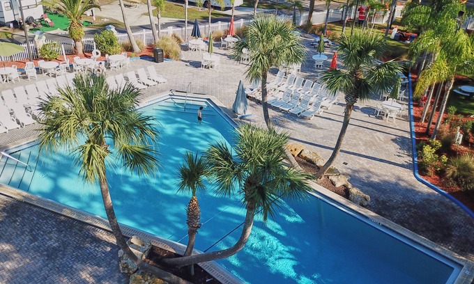 Kissimmee Hotel | Tropical Palms Resort