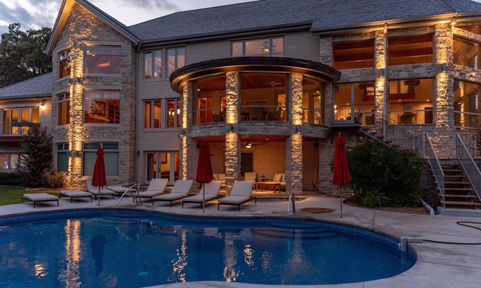 Blue Eye House | Tuckers Cove 7 Bedroom Home by RedAwning