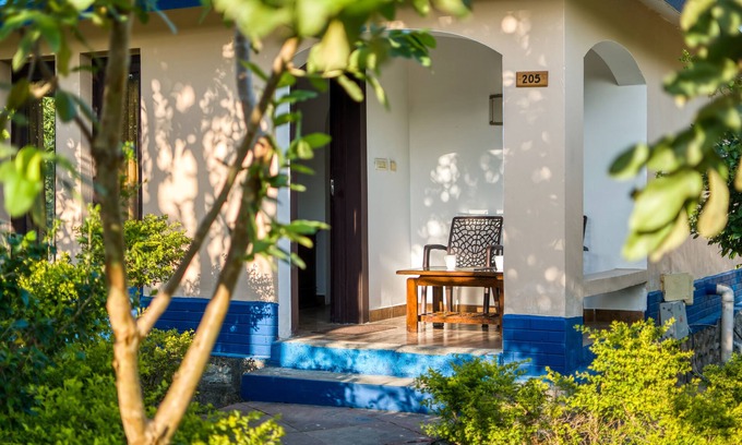 Dhela Hotel | Tusk And Roar Resort Petfrindly Jungle Cottages