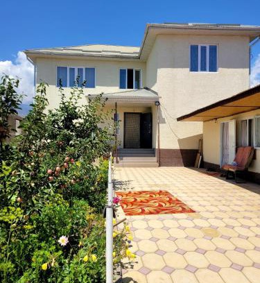 Cholpon-Ata Apartment | U Aigul