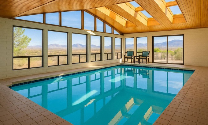 Camp Verde House | Ultimate Indoor Pool Getaway Stay & Celebrate
