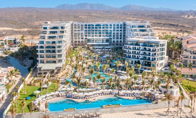 San Jose del Cabo Resort | Ultimate Luxury - 3-Bedroom Penthouse at 5-Diamond Resort