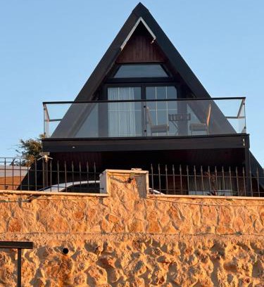 Suwailih Ski Chalet | Umm Aljulud Cottages