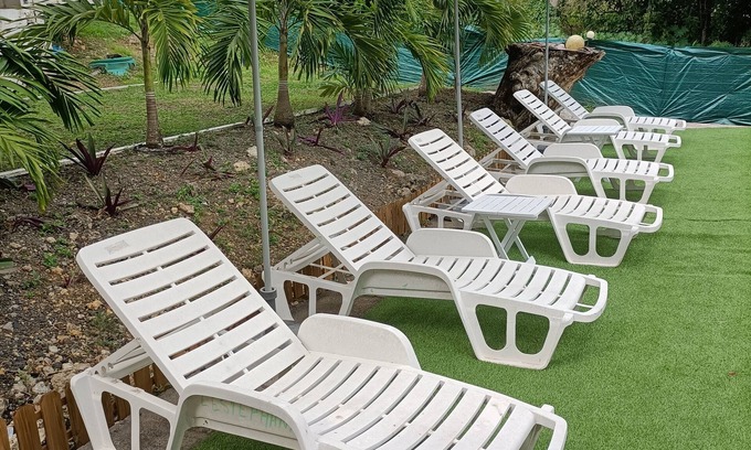 Rebrechien Cabin | Un Espace de Vacances et de Repos " Lestephania " au Coeur de la Campagne