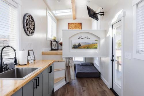 Apple Valley House | Una Vita