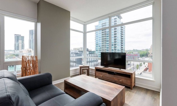 Victoria Park Apartment | Underwood 1B with Den