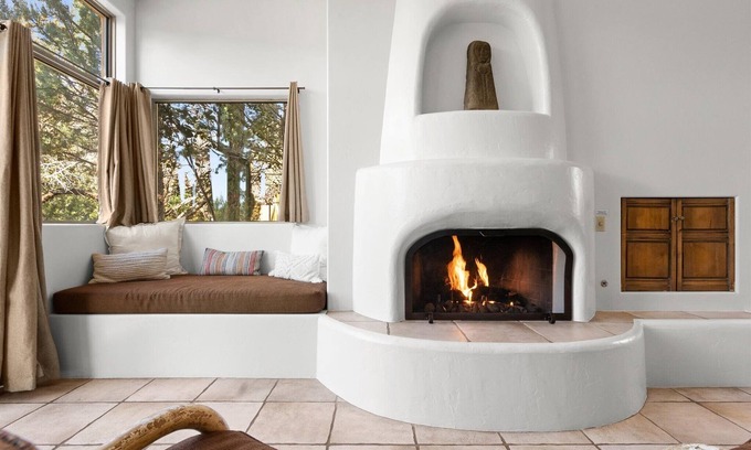 Oak Creek Villa | Unique romantic villa in the heart of The Village of Oak Creek next to Bell Rock