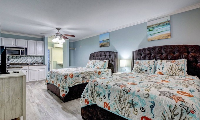 Surf City House | Unit 116D at Tiffany's Motel