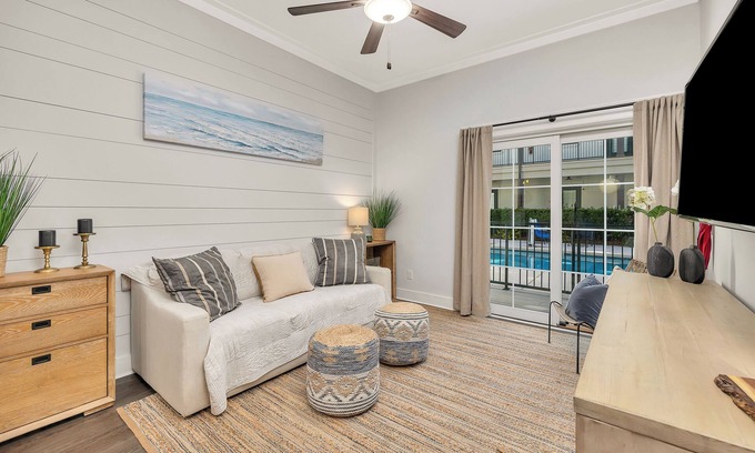 King City Condo | Updated condo with pool & steps to village