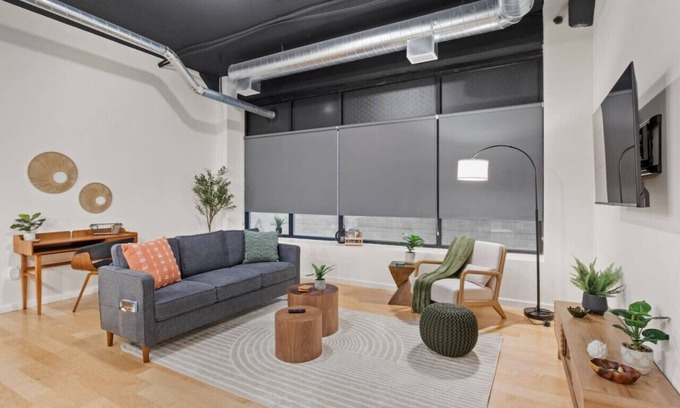 Central Business District Apartment | Upscale Downtown Apartment