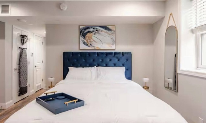 Detroit Apartment | Upscale Modern Studio Hotel Vibes with Home Comforts