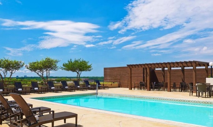 Park Central Hotel | Upscale Westin Park Central Retreat in Dallas