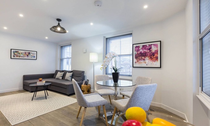 Fitzrovia Apartment | Urban Chic - Rathbone