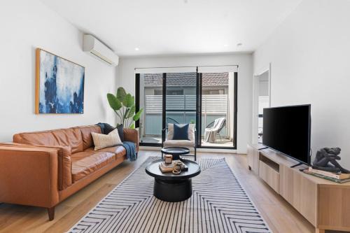 Carnegie Apartment | Urban Living at Its Best