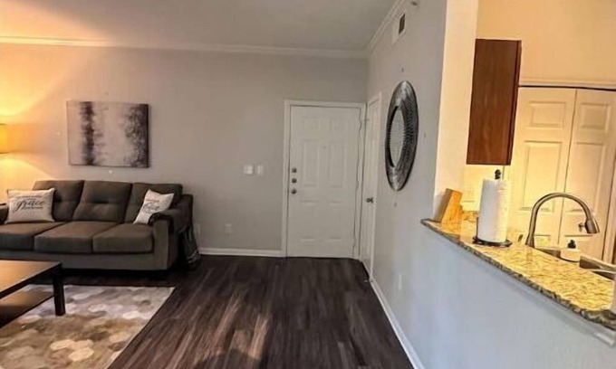 North Burnet Apartment | Urban Oasis - Domain area!
