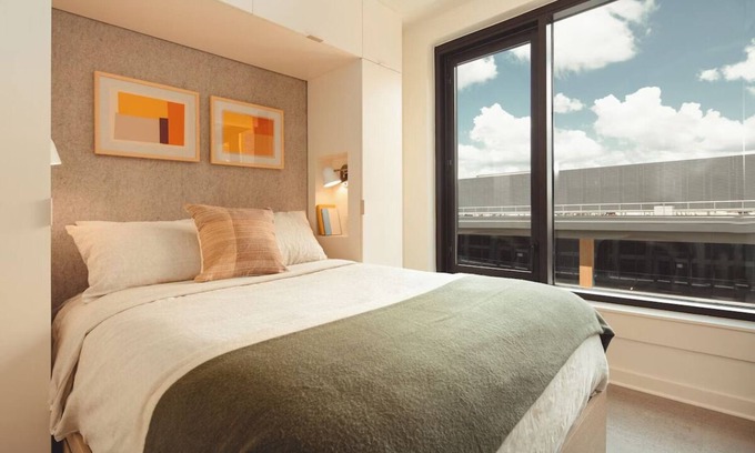 Old Fourth Ward Hotel | Urban Stay w/Laundry | Walk to Atlanta Hotspots & Iconic Landmarks | 2 Units
