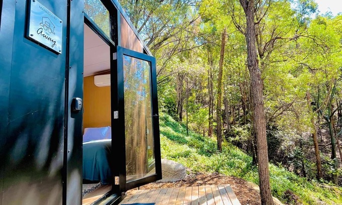 Maudsland House | Urban Wilderness 2 Tiny Away