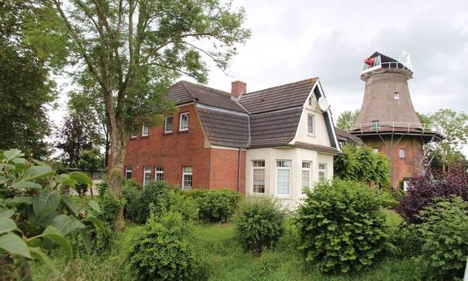 Uttum Apartment | Uttumer Mühle: Daike - Schöne Og-ferienwohnung für 4 Personen an der Uttumer Mühle