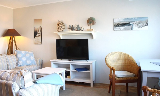 Insel Poel Apartment | Vacation apartment "Knurrhahn" on Poel