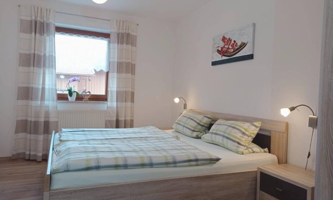 Kollnburg Apartment | Vacation apartment (65sqm) with east-facing balcony
