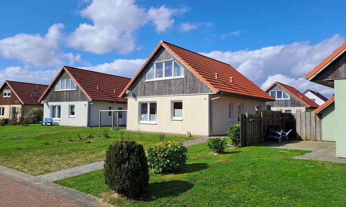 Drei House | Vacation home for 8 guests with 110m² in Glücksburg (295068)