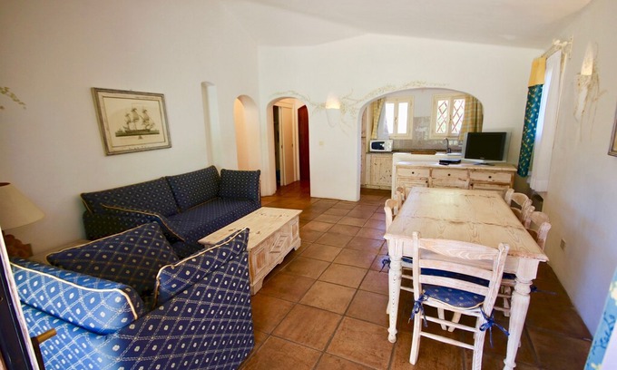 Cala di Volpe Apartment | Vacation Home in Porto Cervo with 2 bedrooms sleeps 4