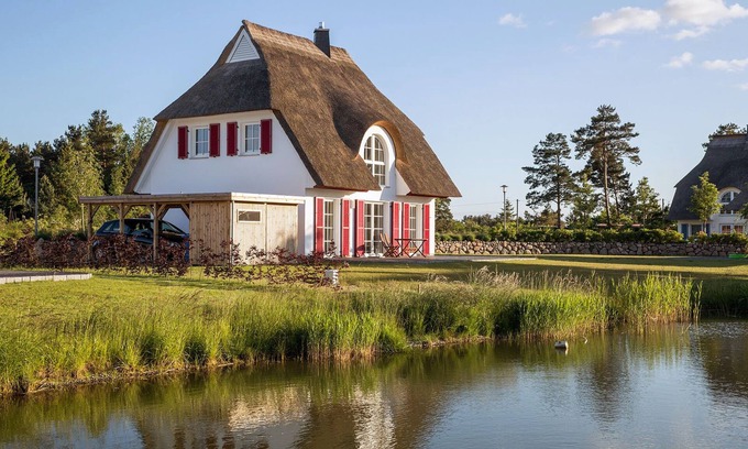 Fuhlendorf House | Vacation home Schilfrohrsänger 61 - Close to nature