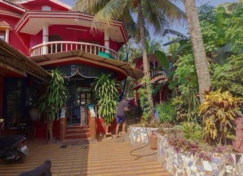 Cola Hotel | vailankani Guest House