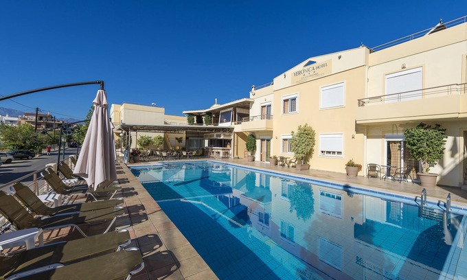 Daratsos Apartment | Veronica Hotel