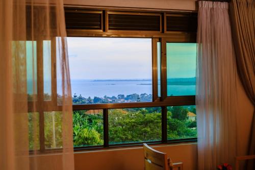 Kampala Bed & Breakfast | Victoria View Boutique Hotels Kigo