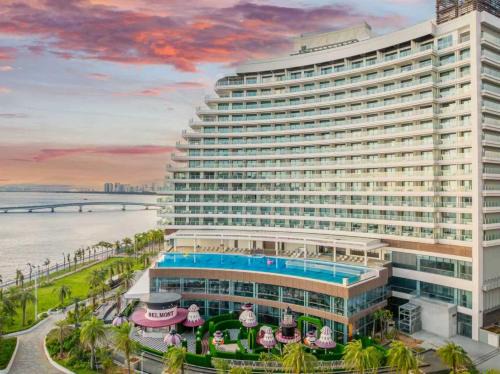 Tianya District Resort | Vignette Collection Tiancheng Belmont Hotel Sanya by IHG