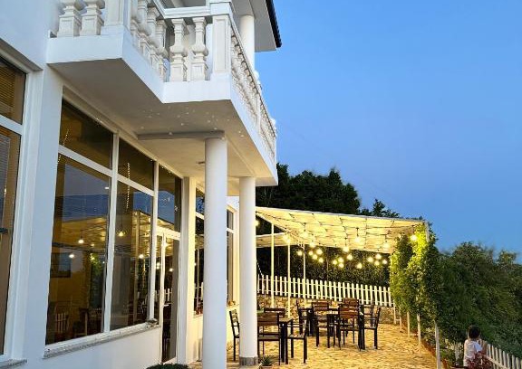 Velipoje Bed & Breakfast | Vila Horizont