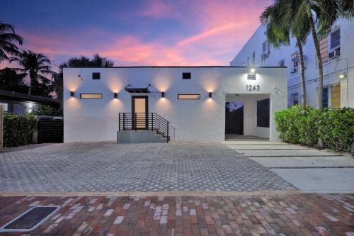 East Little Havana Apartment | Villa 1