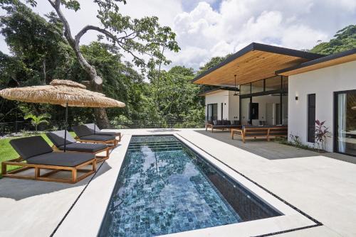 Mal Pais Villa | Villa Alba Malpais 4ensuite rooms ocean view by Sea N Sun