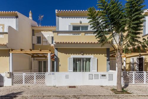 Manta Rota House | Villa Amoreira by ALGARVEMANTA