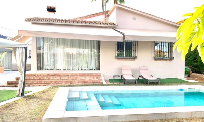 Torre de Benagalbon Villa | Villa AURA 500 metros de la playa