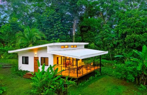 Puerto Jimenez Villa | Villa Bruno - Jungle Lodge Near Corcovado & Puerto Jiménez