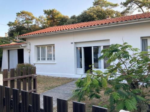 Soulac-sur-Mer House | Villa centre ville SOULAC sur Mer