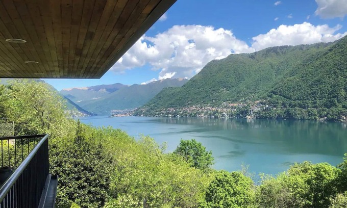 Como Villa | Villa Como-breathtaking vistas of the lake and mountains!