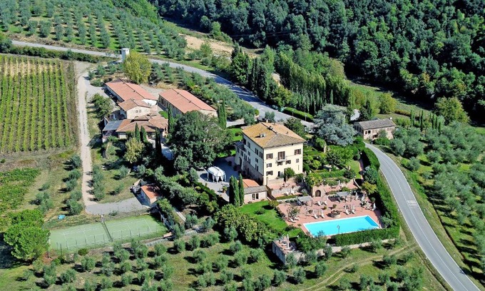 Castelnuovo Berardenga Hotel | Villa Curina Resort