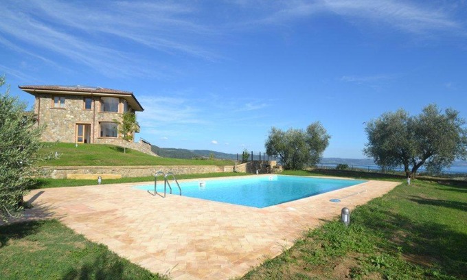 Grotte di Castro Villa | Villa degli Olivi