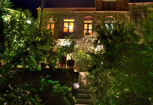 Venerato House | Villa Elborgini, where Cretan Land Meets Wine and Culinary Art!