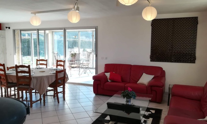 Entrechaux Villa | Villa floor in Mollans-sur-Ouvèze