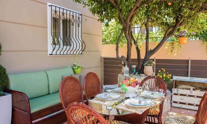 Galatas House | Villa Galatas -Two floor Villa with Private Garden