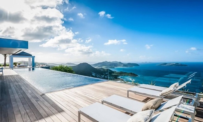 Camaruche Villa | Villa Ginger | Ocean View - Located in Stunning Salines with Private Pool