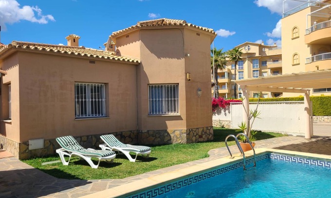 Molinell Ski Chalet | Villa GOLF & PLAYA I on the beach of Oliva Nova